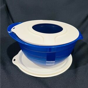 NEW (NIP) Tupperware Prep Essential Large Mixing Bowl w/ Splatter Guard and Seal